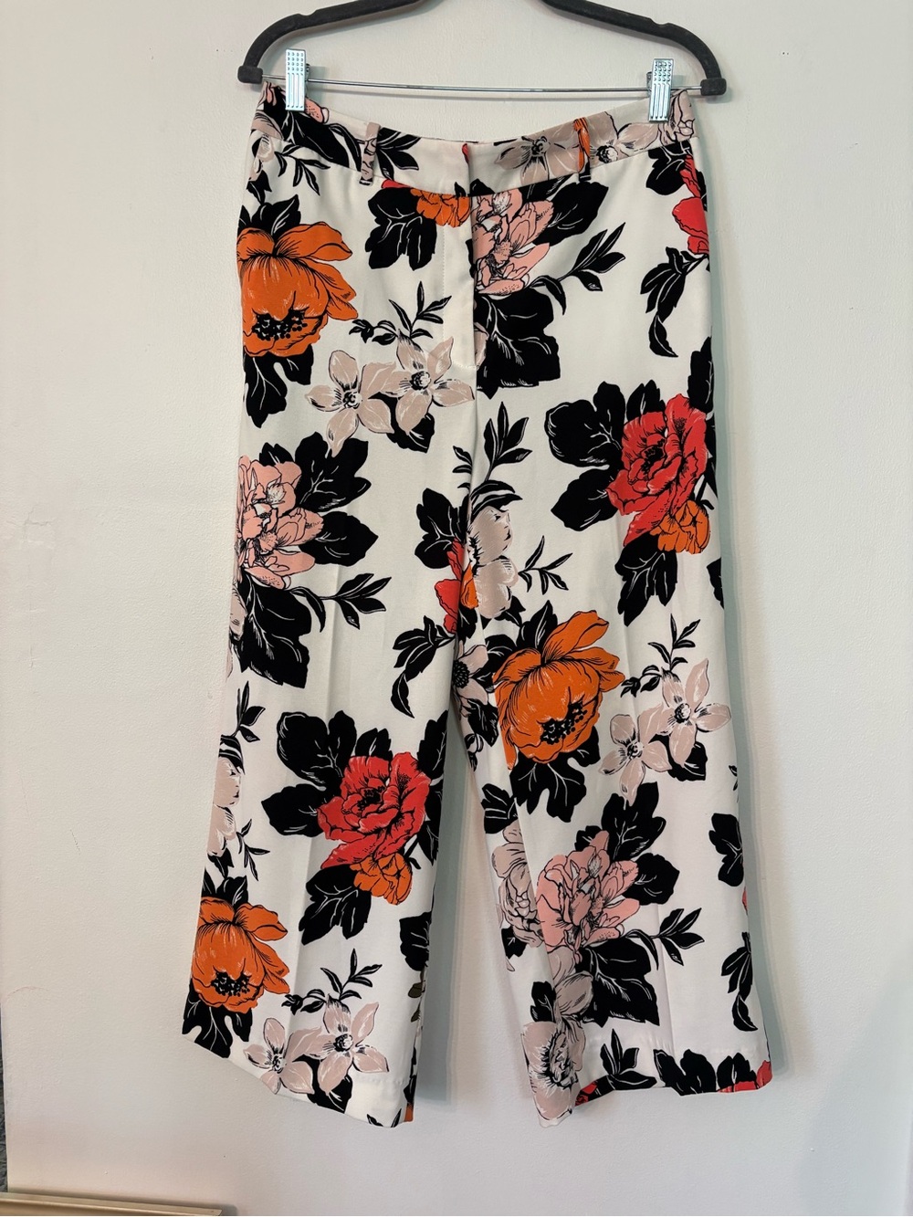 Ann Taylor Wide-Leg Floral Pants in Cream with Orange & Red Blooms